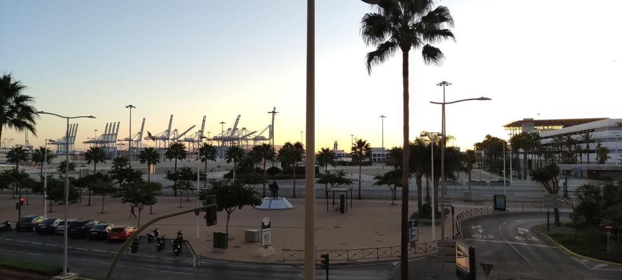 Hostel Puerto Algeciras Kültér fotó