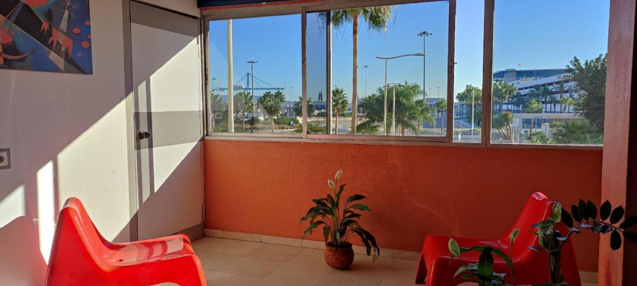 Hostel Puerto Algeciras Kültér fotó
